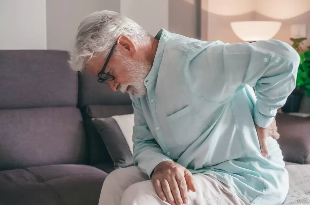 Man with kidney pain